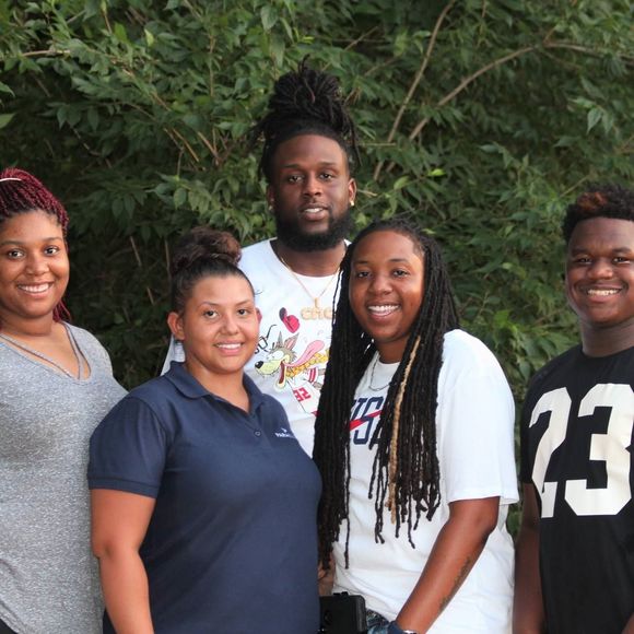 Meet your Posher, Danel - Picture 1 of 1